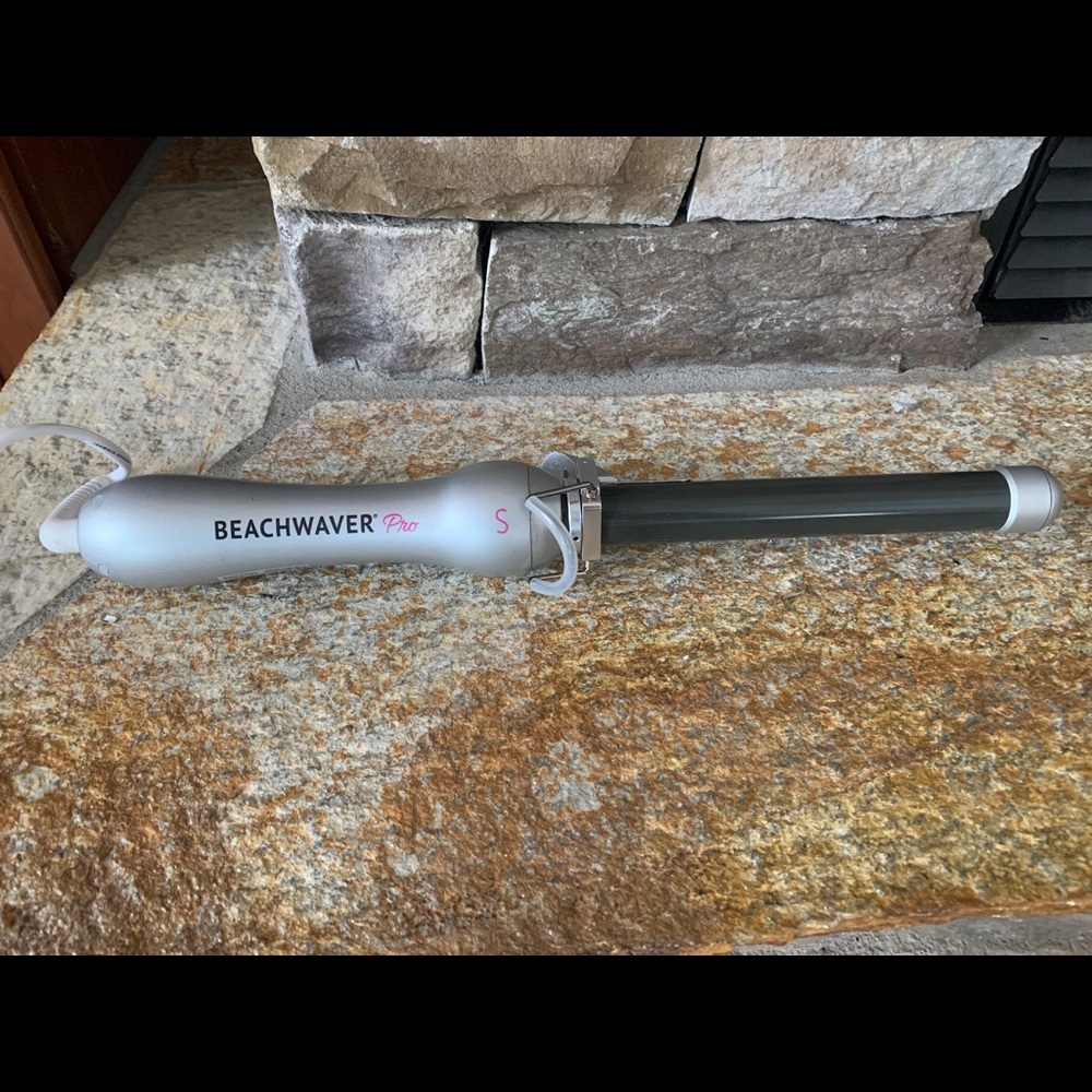 Beachwaver Pro Rotating Curling Iron